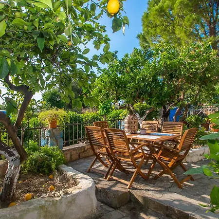 Andriana's Sweet Place - Summer Getaway Apartment Zakynthos Town